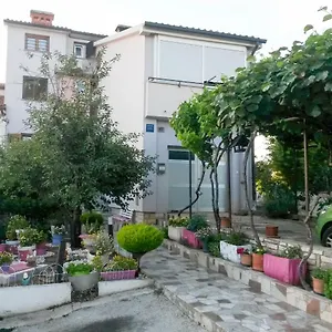 Zufic , Štinjan Croazia