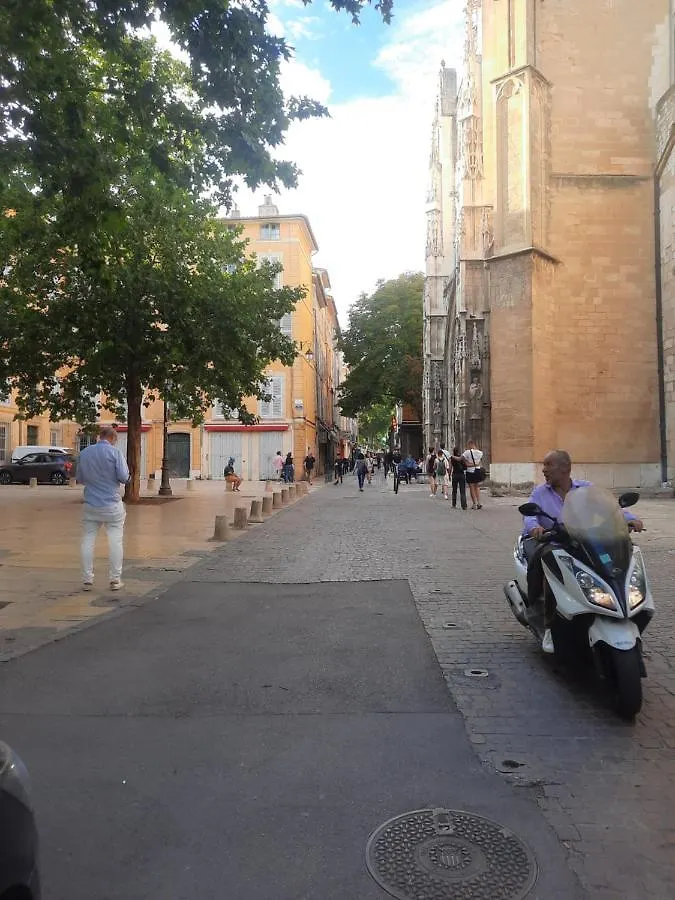 Apartment Studio Cathedrale Centre Aix-En-Provence France